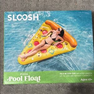 Sloosh Pizza Pool Float